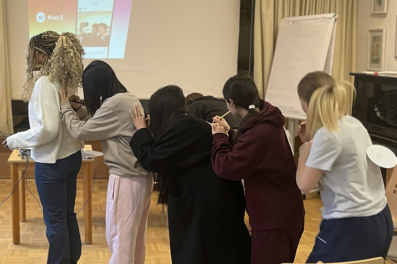 Schutz vor Manipulation durch Loverboy